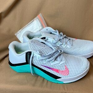Nike Metcon 6 'Grey Jade' Women's size 9 New